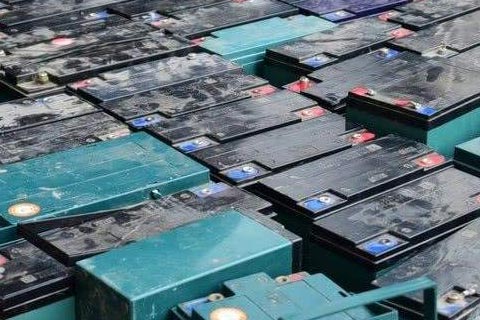 ㊣海陵华港高价磷酸电池回收㊣旧蓄电瓶回收价格表㊣收废弃蓄电池